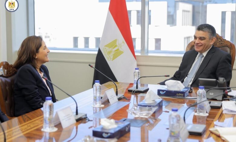 رئيس-هيئة-الشراء-الموحد-يبحث-مع-شركة-«نوفارتس»-تعزيز-توطين-الصناعات-الدوائية-الحديثة-في-مصر