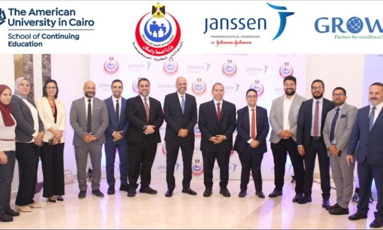 المجالس-الطبية-المتخصصة-تعقد-دورة-تدريبية-لتحسين-تجربة-المريض-بالتعاون-مع-الجامعة-الأمريكية