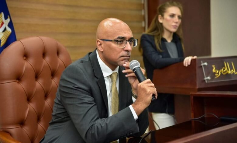 هيئة-الدواء-المصرية-تبحث-مع-شركات-الاستيراد-آليات-تطبيق-منظومة-التتبع-الدوائي