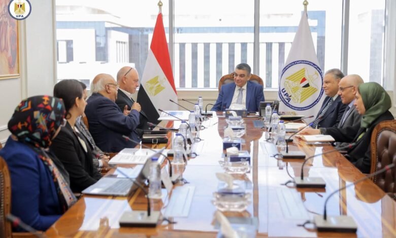 هيئة-الشراء-الموحد-تبحث-مع-«دياسيس»-العالمية-توطين-صناعة-أجهزة-ومستلزمات-المعامل-في-مصر